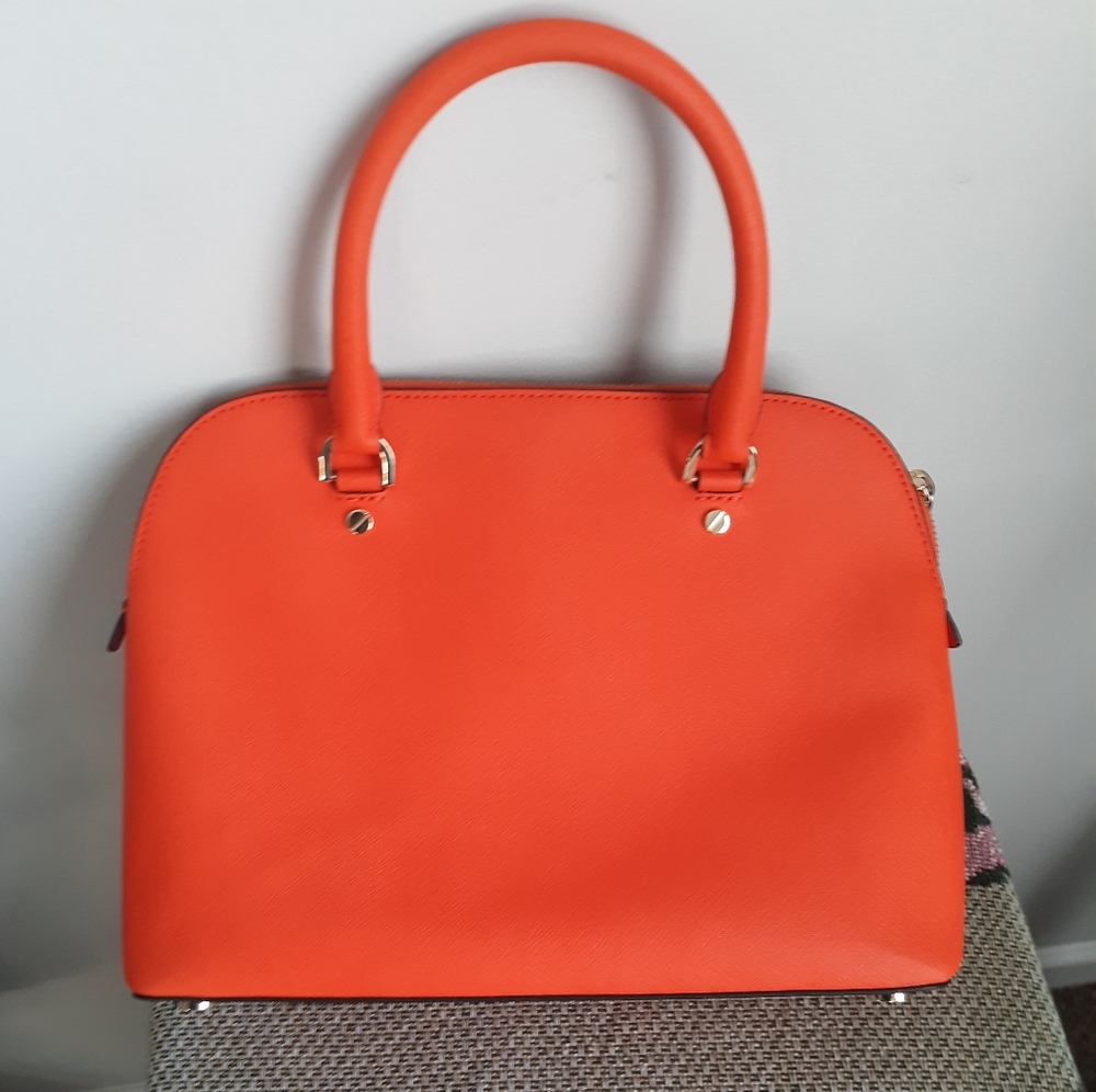 Authentic Michael Kors Handbag - Picture 6 of 10